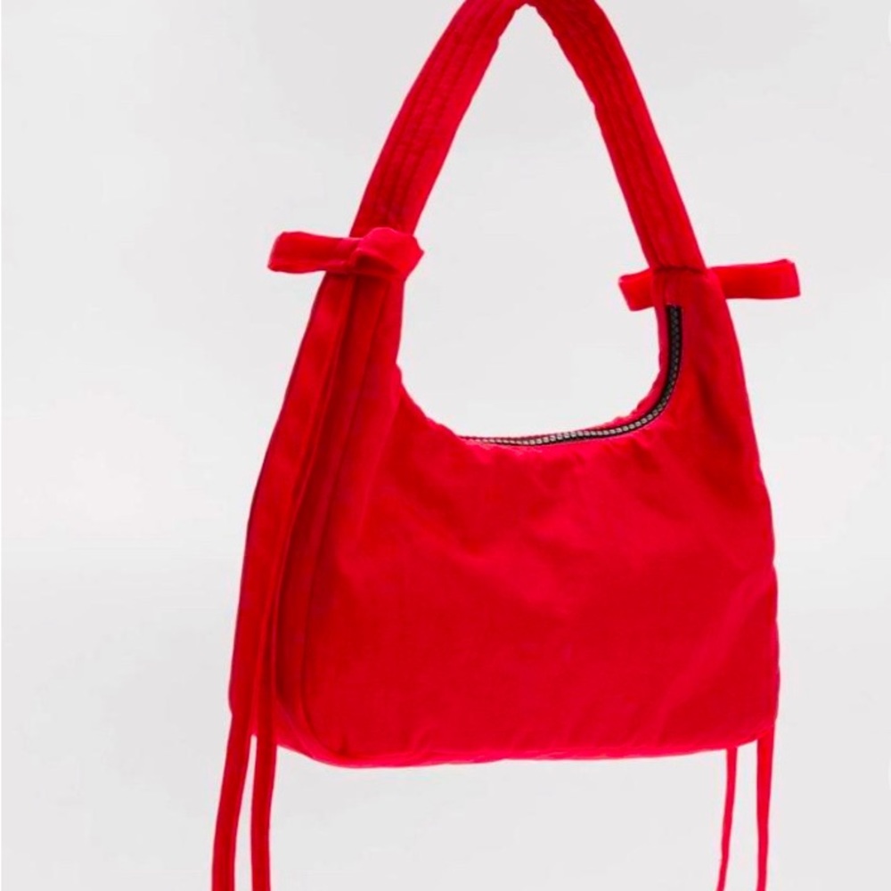 Sandy Liang Baggu red